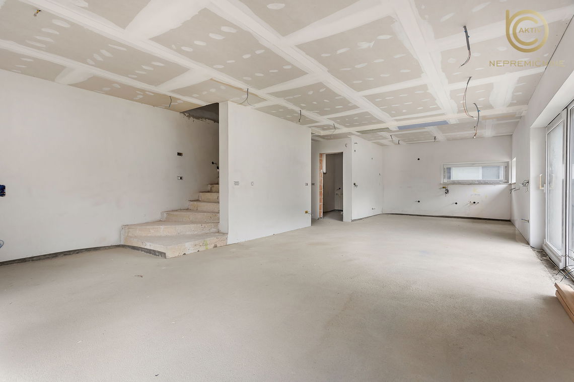 Lokacija: Ljubljana okolica, Lukovica, Kompolje