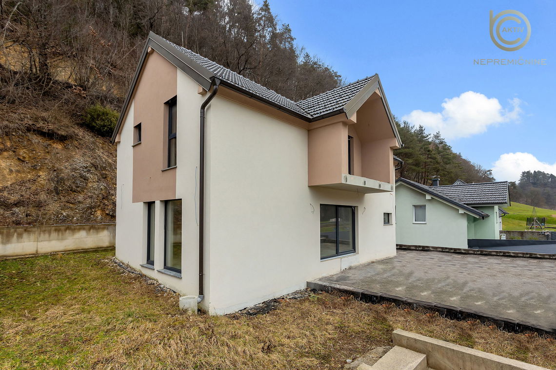 Lokacija: Ljubljana okolica, Lukovica, Kompolje