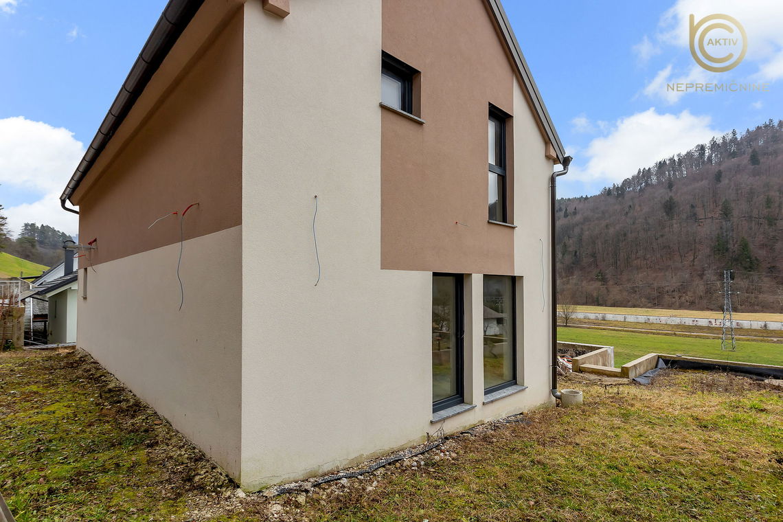 Lokacija: Ljubljana okolica, Lukovica, Kompolje