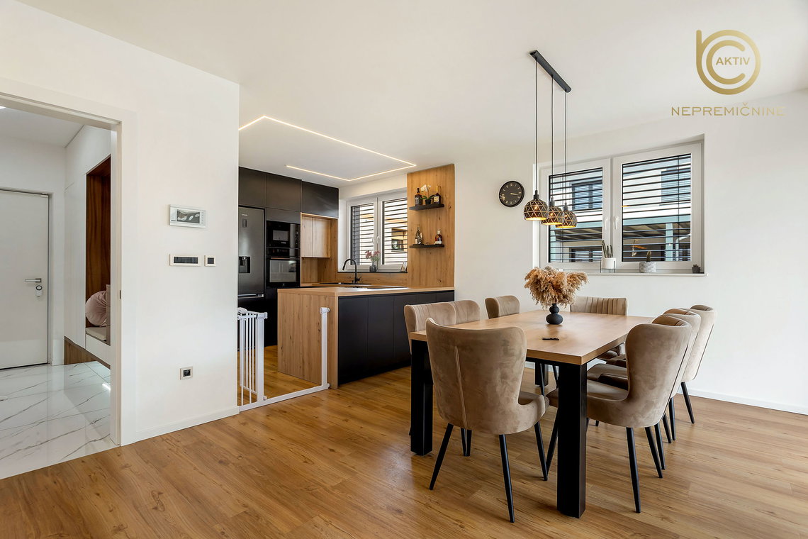 Lokacija: Ljubljana okolica, Domžale, Domžale