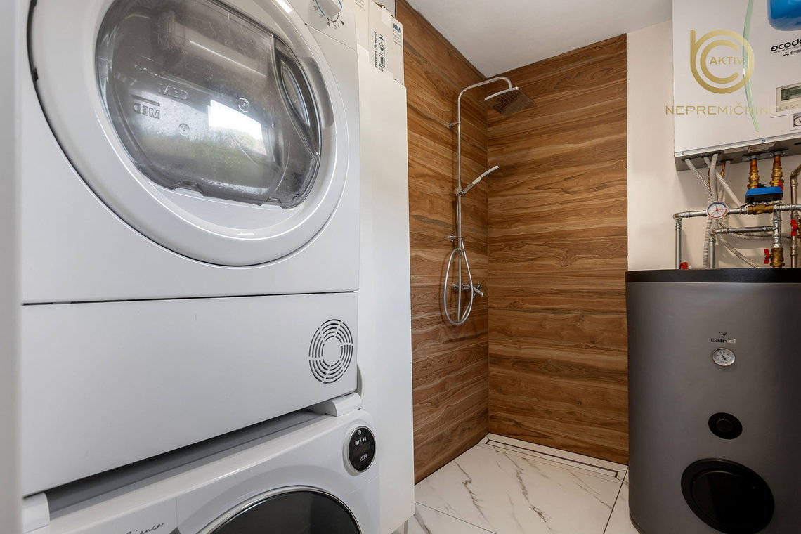 Lokacija: Ljubljana okolica, Domžale, Domžale