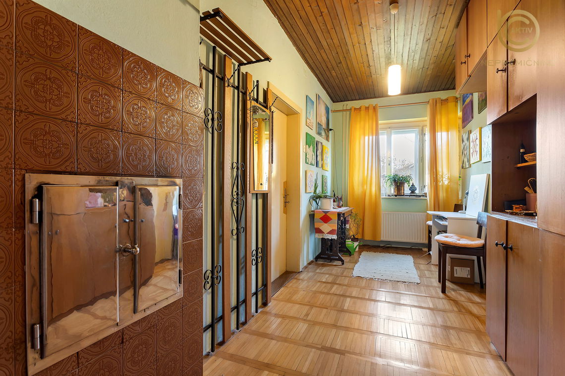 Lokacija: Gorenjska, Radovljica, Lesce