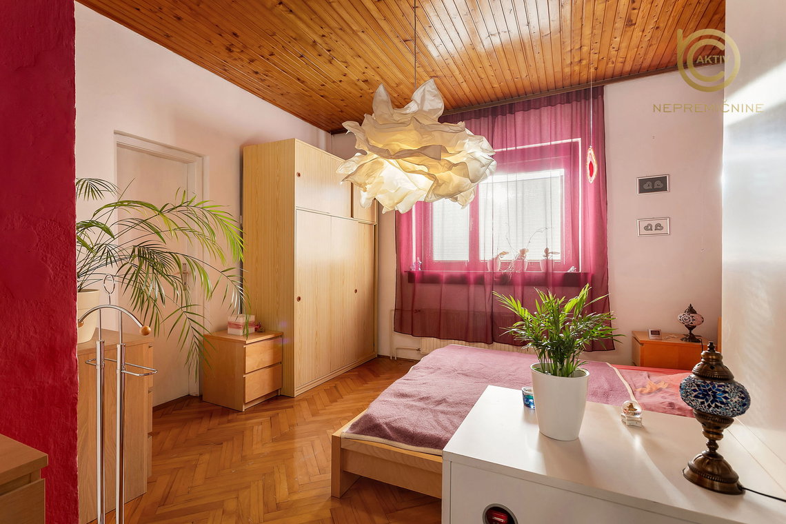 Lokacija: Gorenjska, Radovljica, Lesce