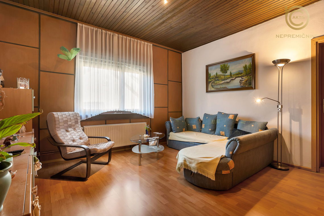 Lokacija: Gorenjska, Radovljica, Lesce