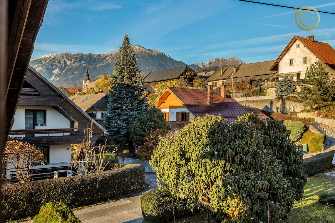 Lokacija: Gorenjska, Radovljica, Lesce