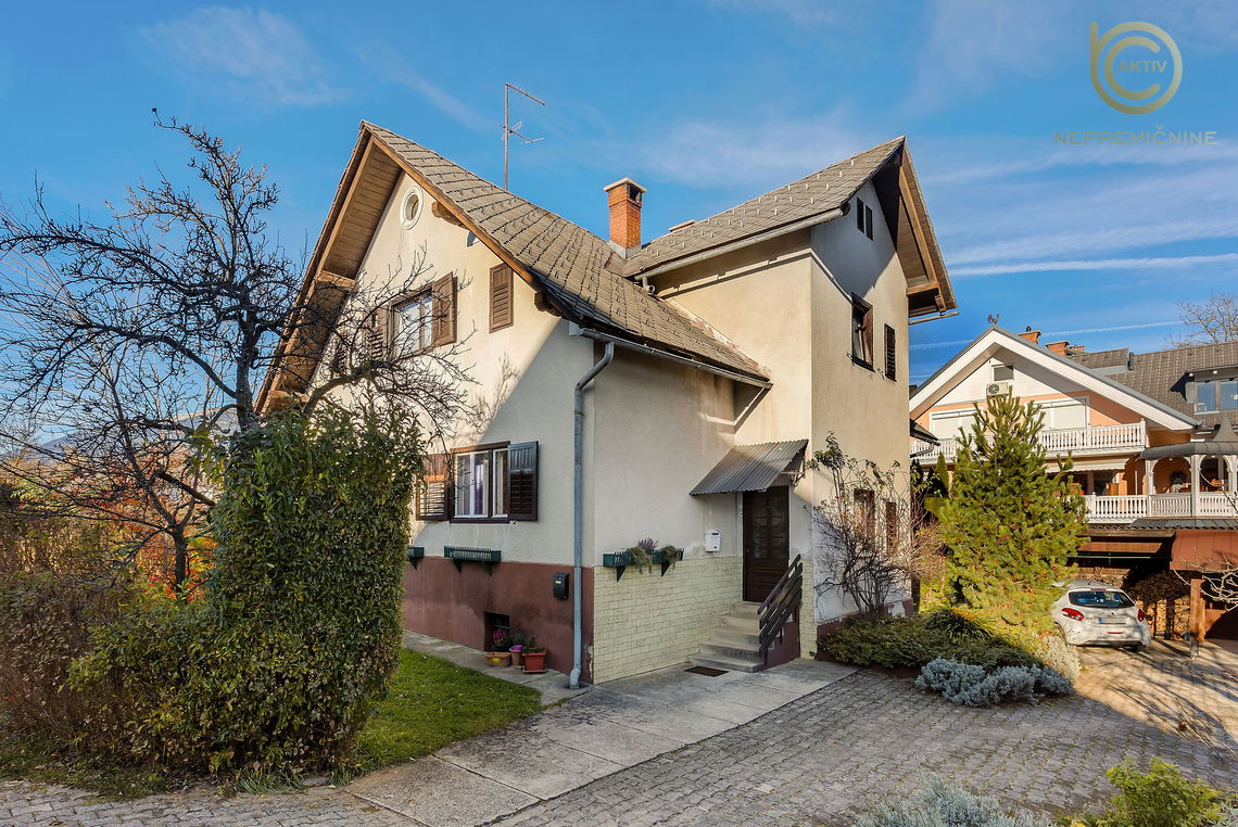 Lokacija: Gorenjska, Radovljica, Lesce