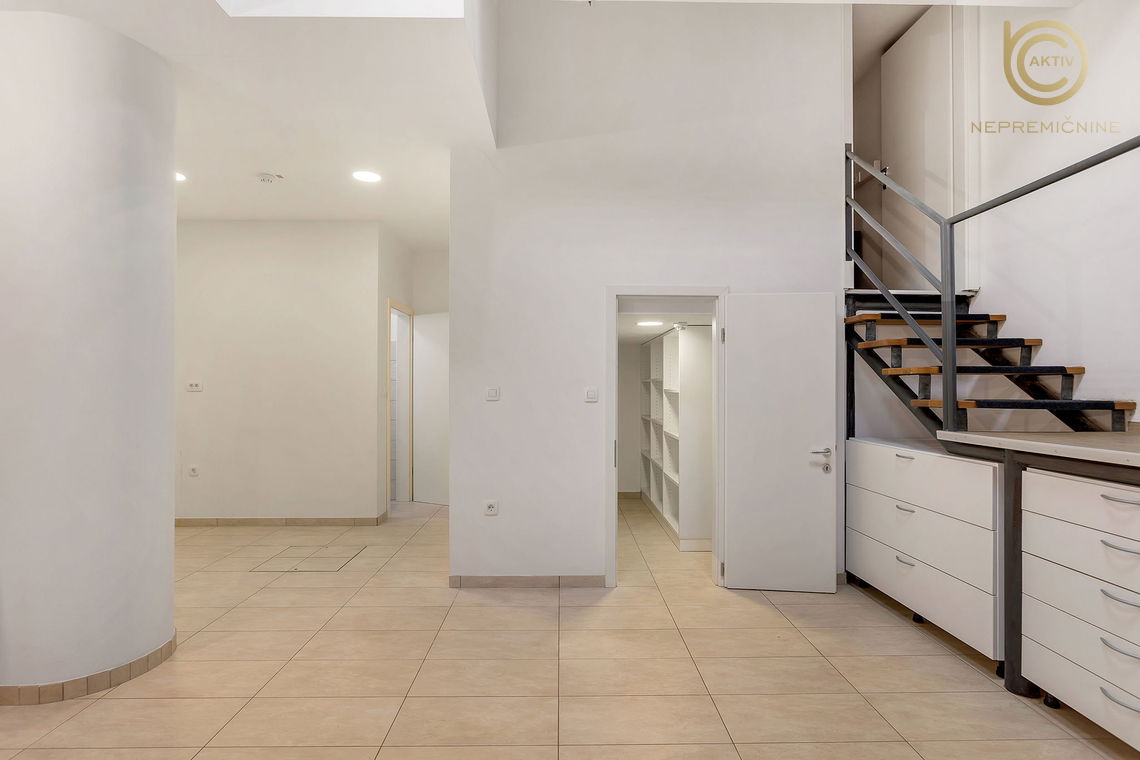 Lokacija: Ljubljana okolica, Domžale, Domžale