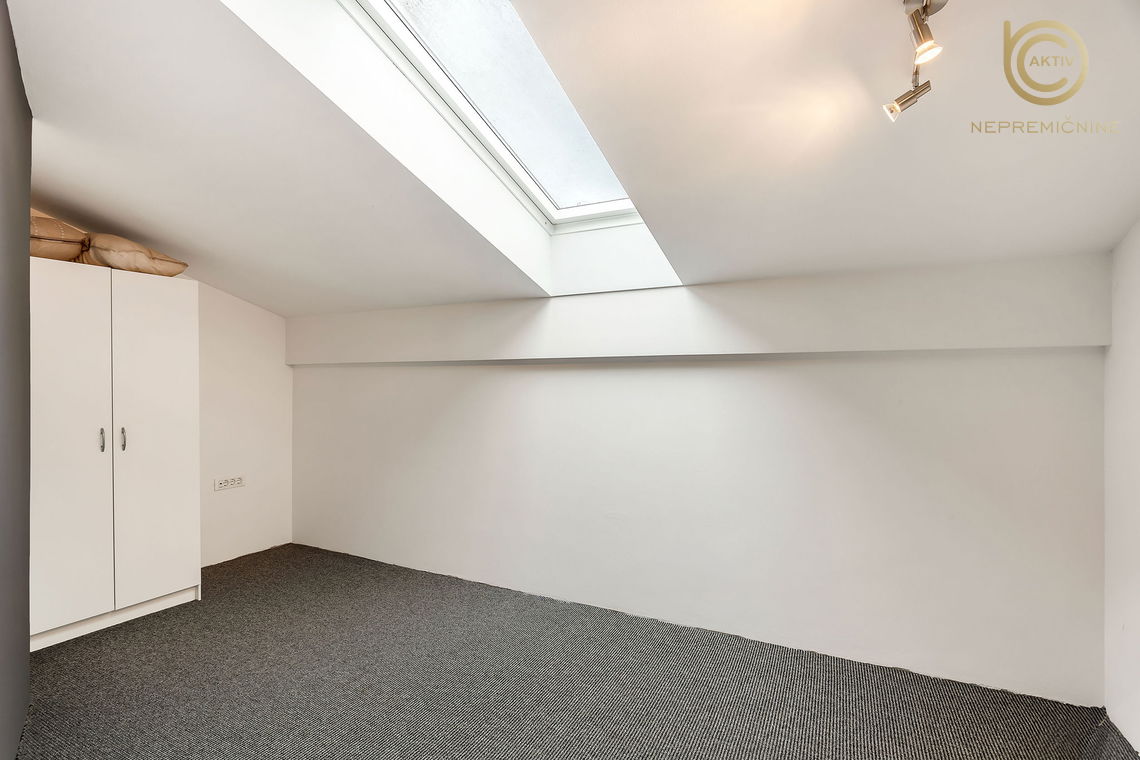 Lokacija: Ljubljana okolica, Domžale, Dob