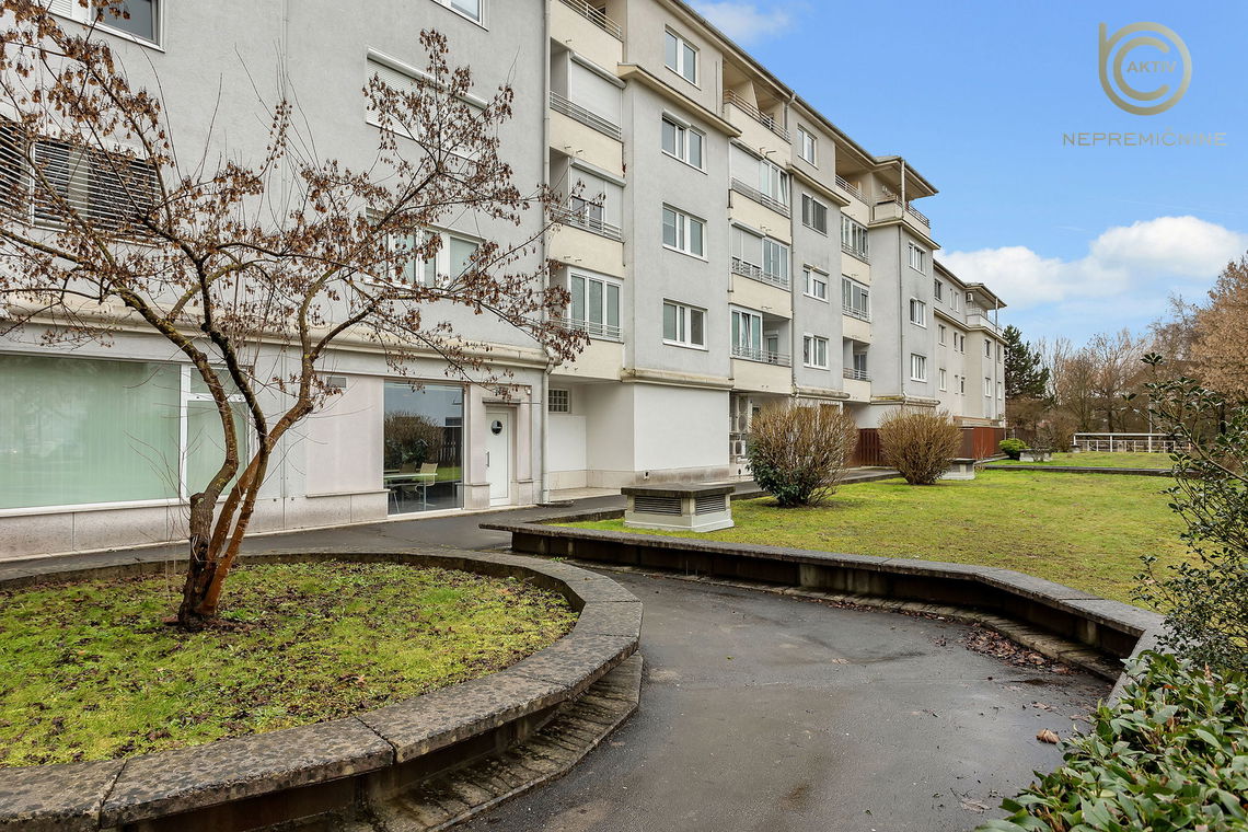 Lokacija: Ljubljana okolica, Trzin, Trzin