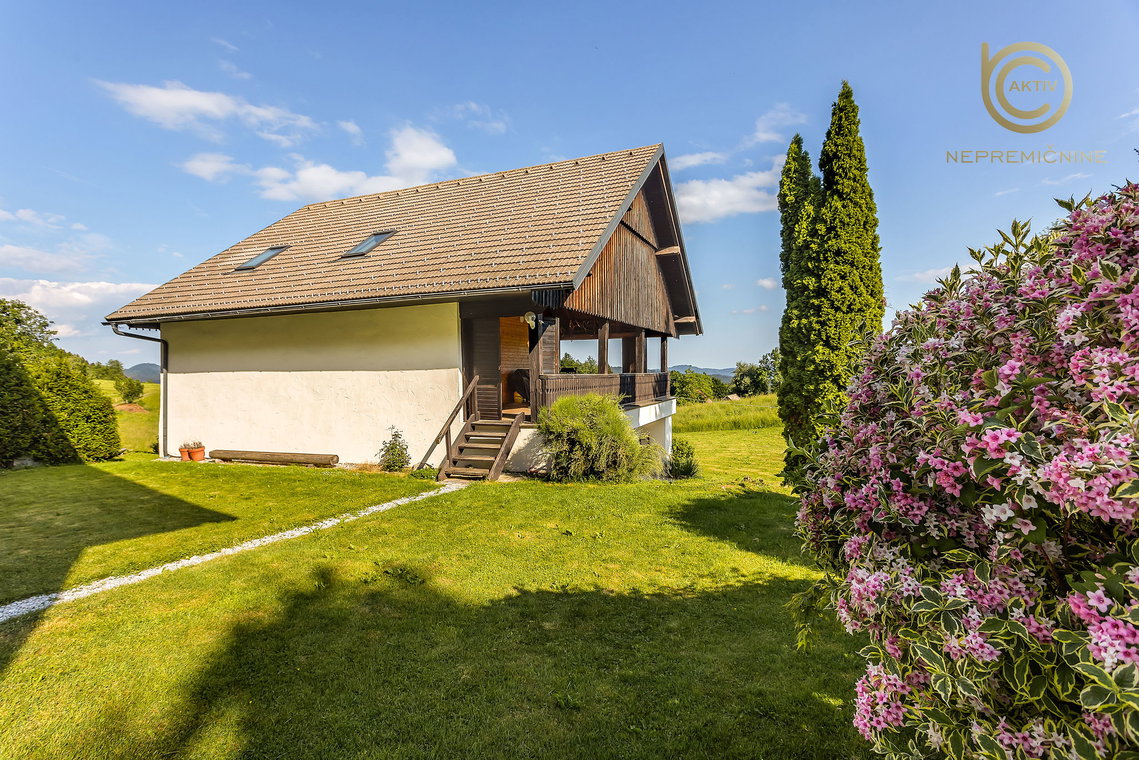 Lokacija: Gorenjska, Škofja Loka, Podvrh