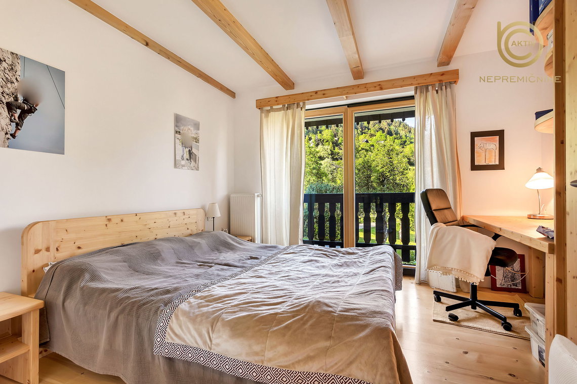 Lokacija: Gorenjska, Škofja Loka, Podvrh