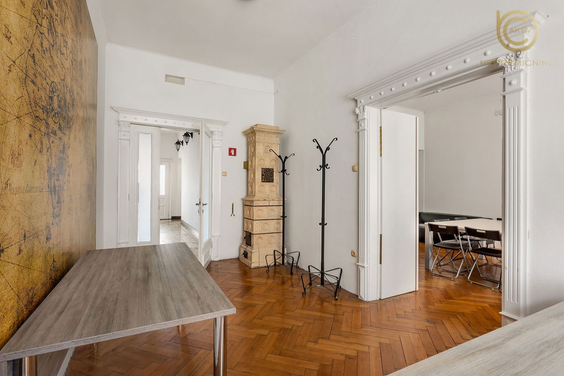 Lokacija: Gorenjska, Kranj, Center