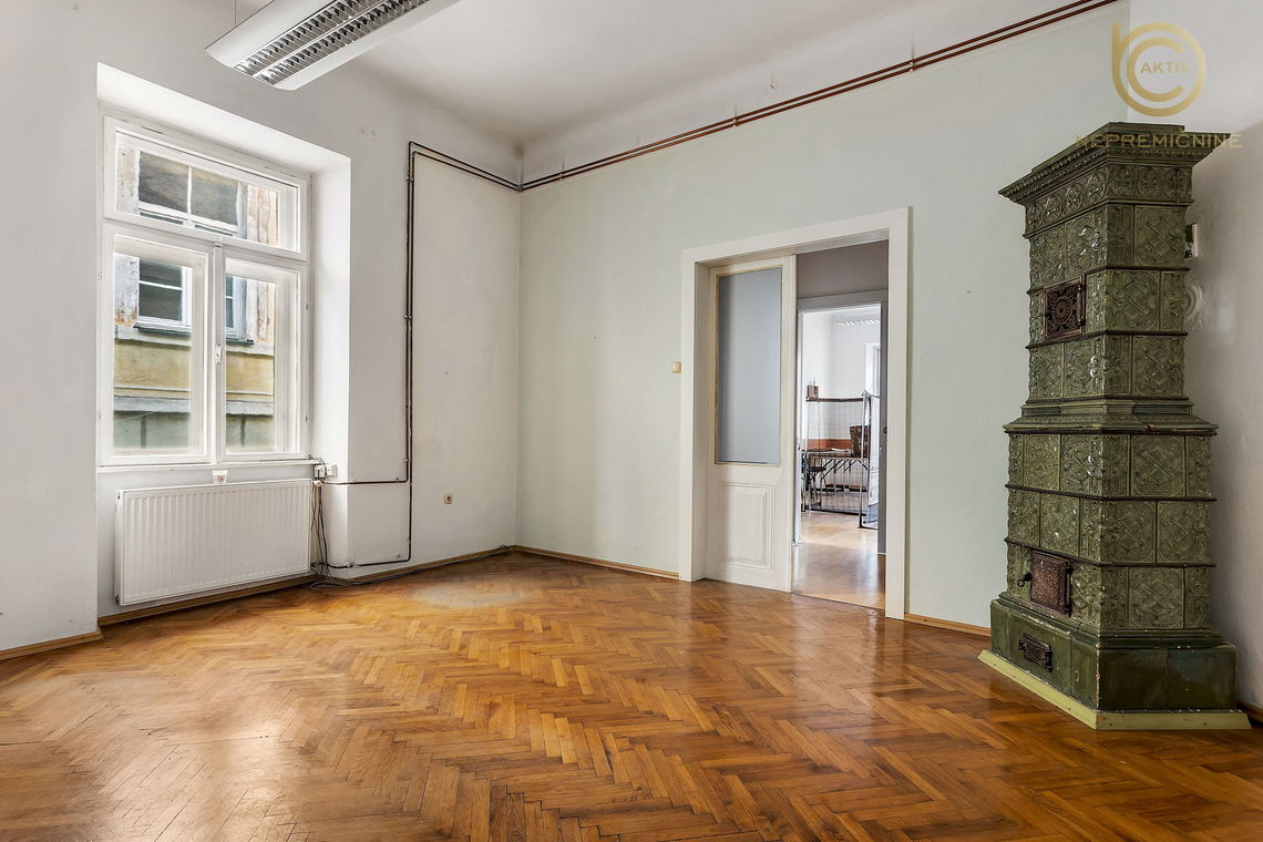 Lokacija: Gorenjska, Kranj, Center