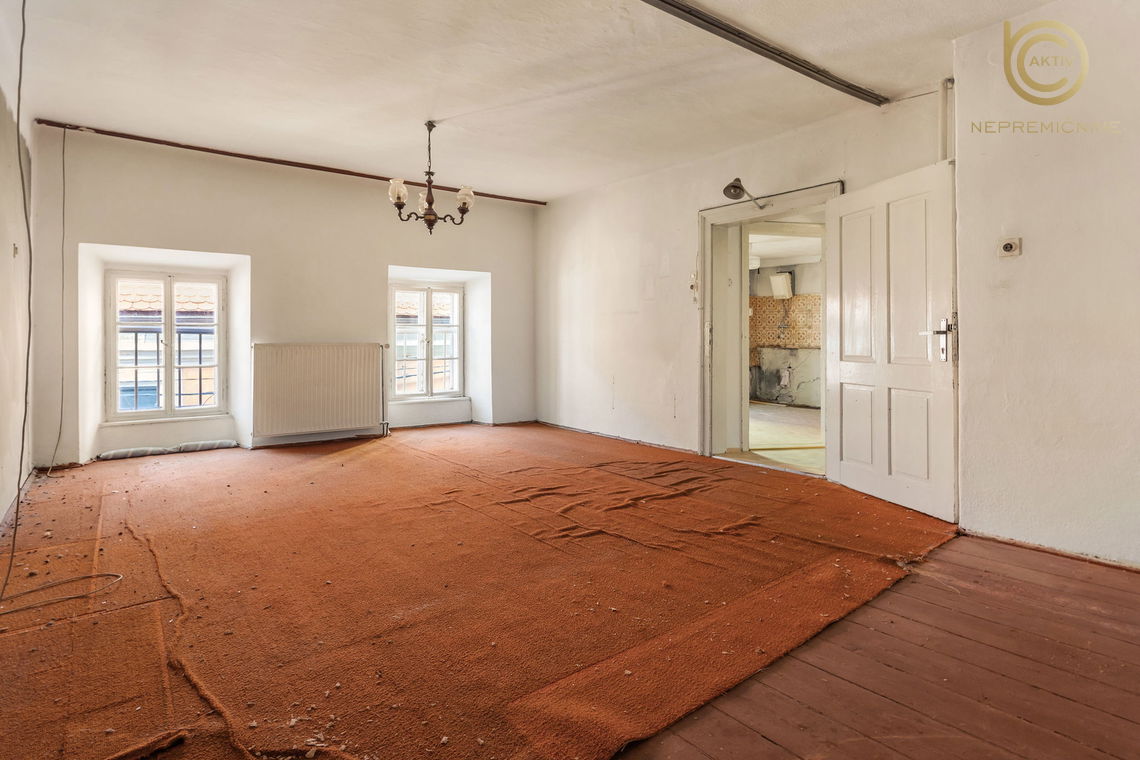 Lokacija: Gorenjska, Kranj, Center