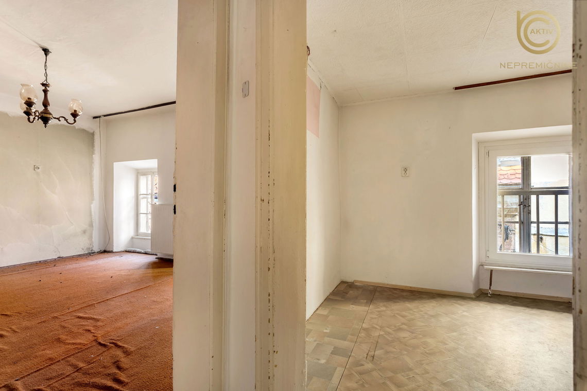 Lokacija: Gorenjska, Kranj, Center