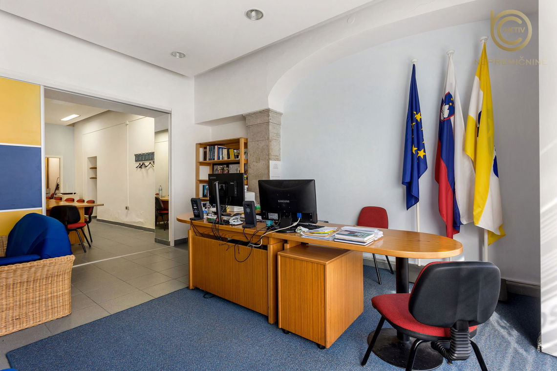 Lokacija: Gorenjska, Kranj, Center