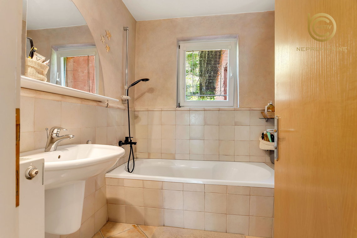 Lokacija: Ljubljana okolica, Domžale, Domžale