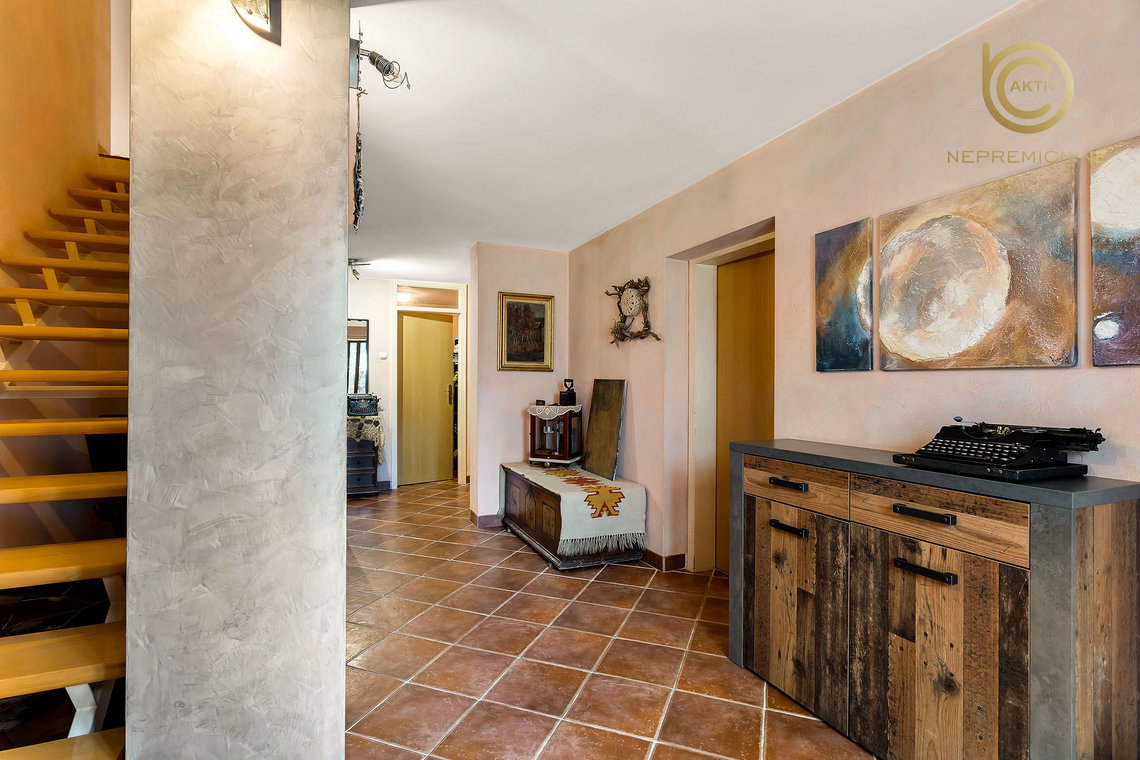 Lokacija: Ljubljana okolica, Domžale, Domžale