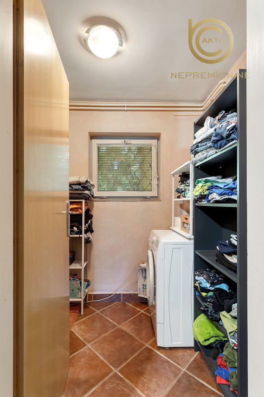 Lokacija: Ljubljana okolica, Domžale, Domžale