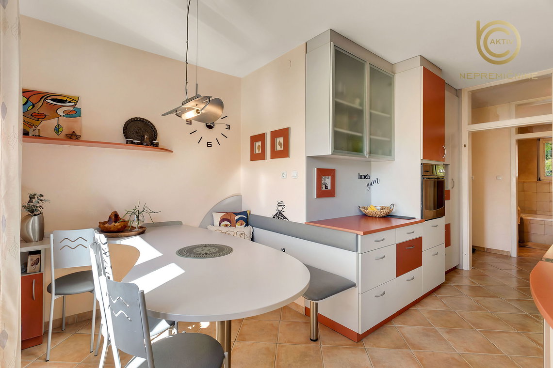 Lokacija: Ljubljana okolica, Domžale, Domžale