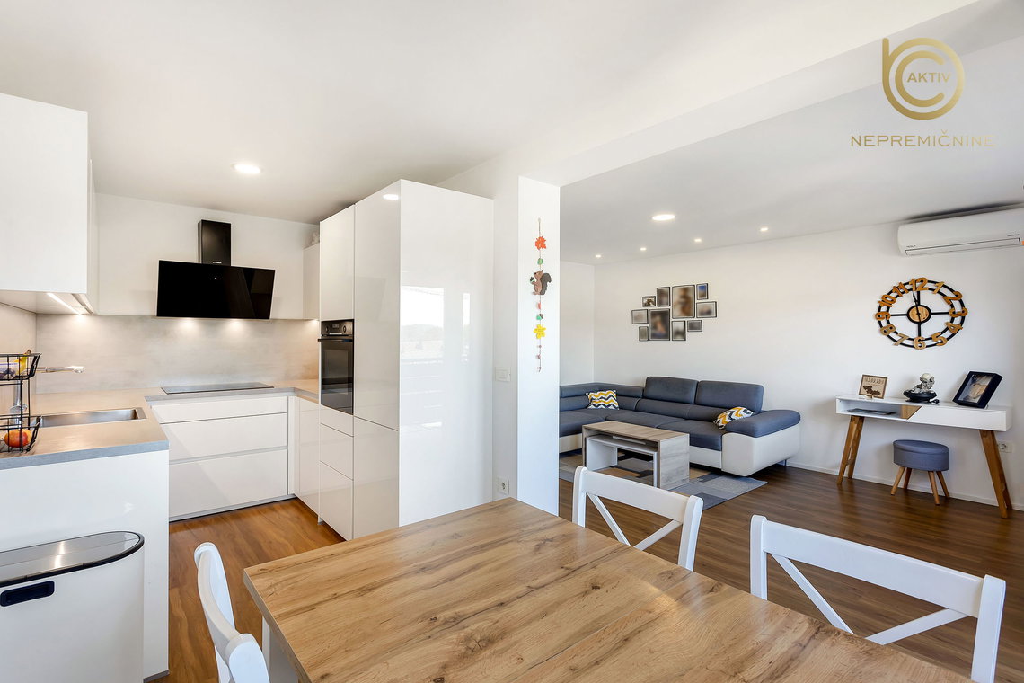 Lokacija: Ljubljana okolica, Domžale, Domžale