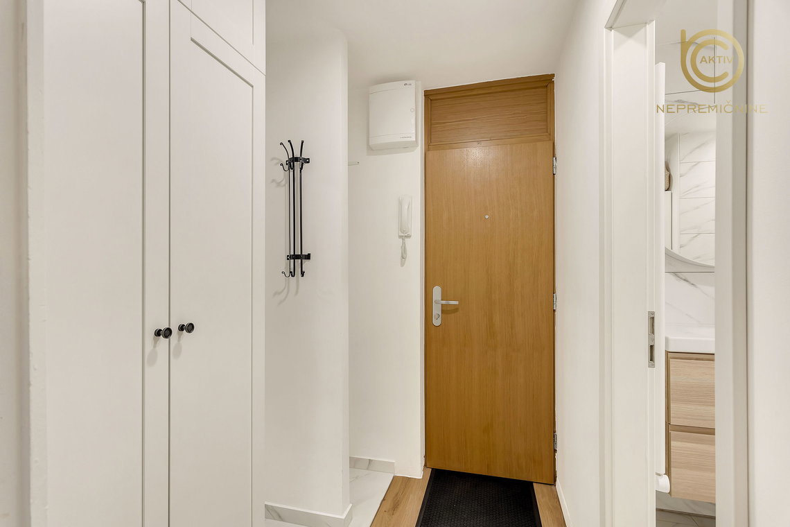 Lokacija: Ljubljana mesto, Center, Tabor