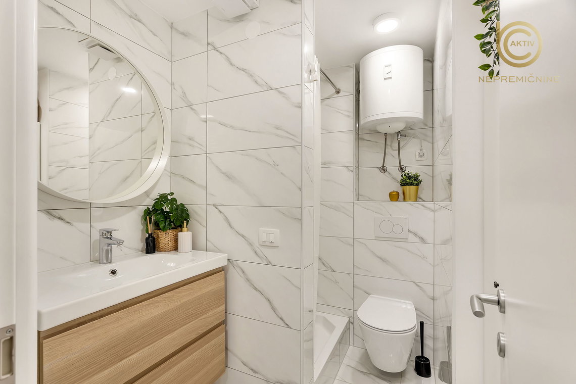 Lokacija: Ljubljana mesto, Center, Tabor