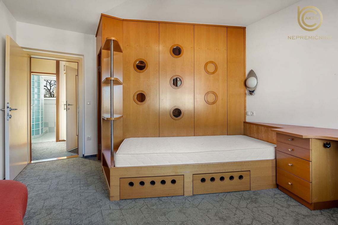 Lokacija: Ljubljana okolica, Domžale, Vir