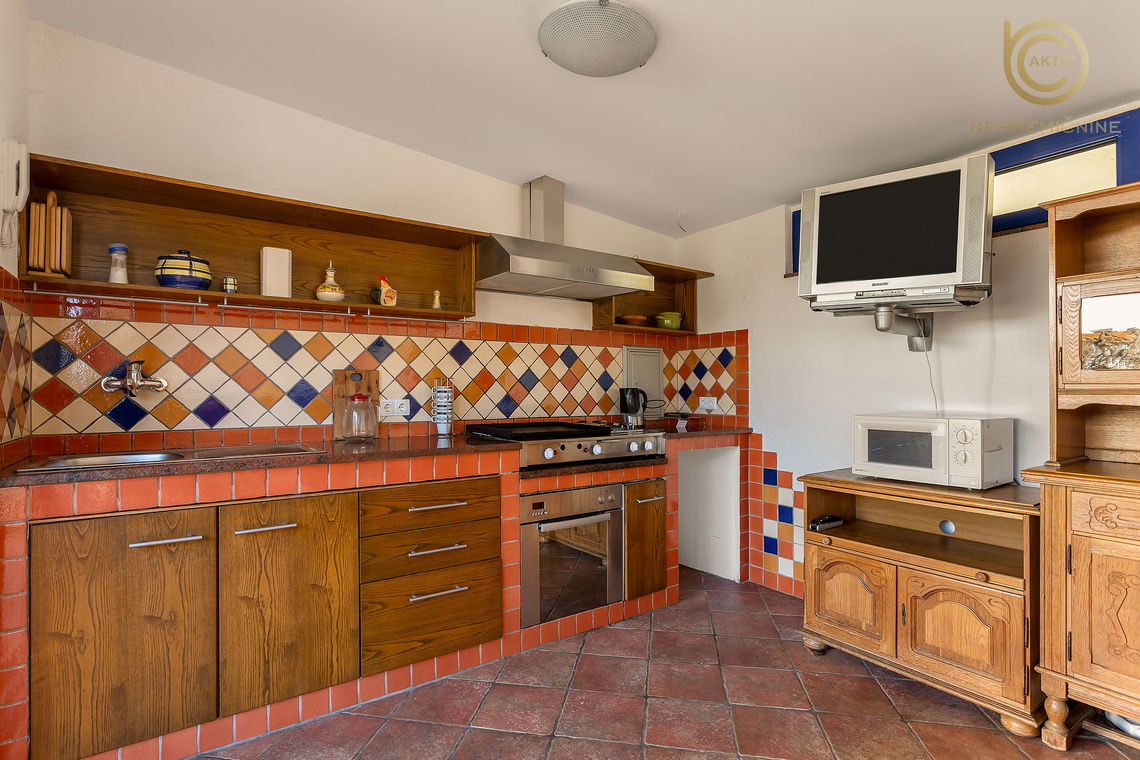 Lokacija: Ljubljana okolica, Domžale, Vir