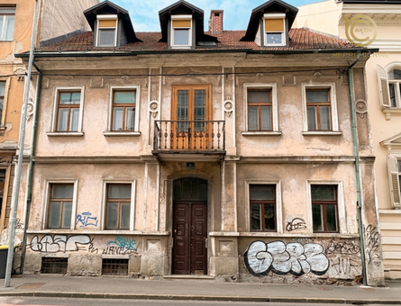 Lokacija: Ljubljana mesto, Center, Center