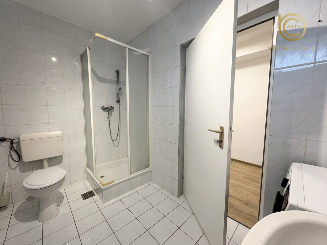 Lokacija: Ljubljana mesto, Bežigrad, Črnuče