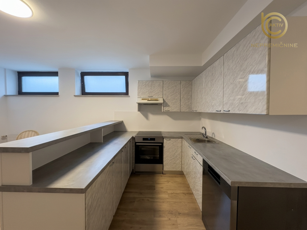 Lokacija: Ljubljana mesto, Bežigrad, Črnuče