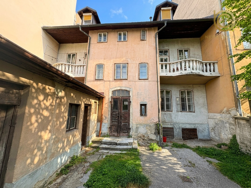 Lokacija: Ljubljana mesto, Center, Center