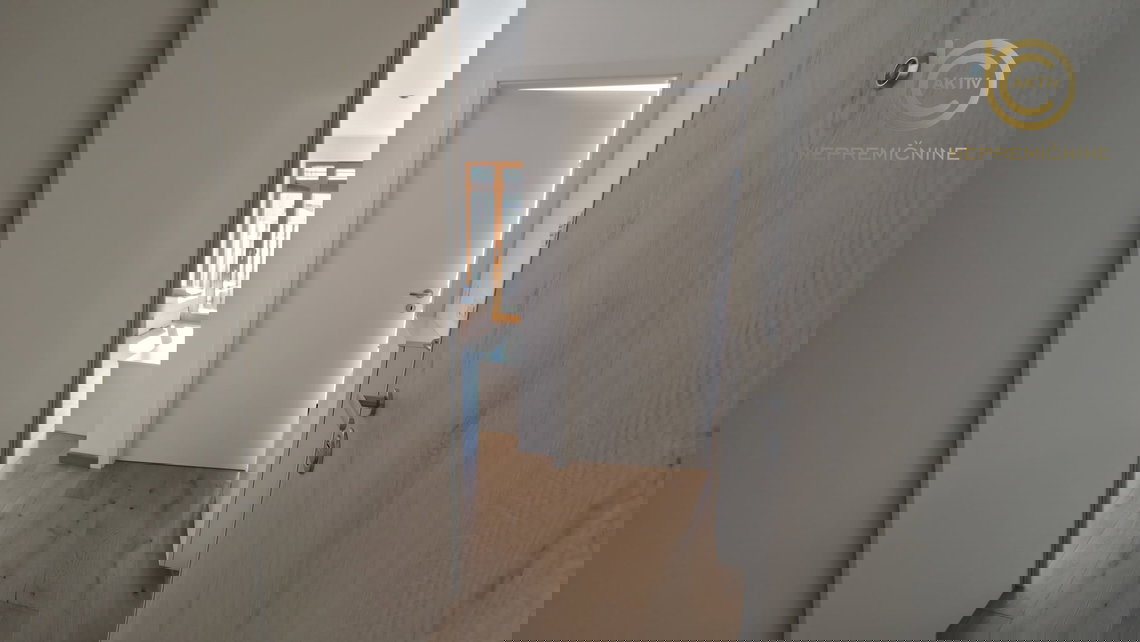 Lokacija: Ljubljana okolica, Mengeš, Mengeš