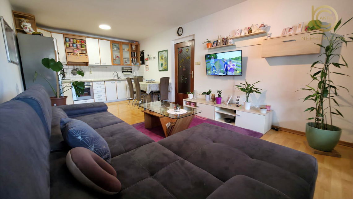 Lokacija: Ljubljana okolica, Logatec, Logatec