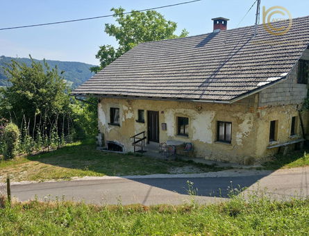 Lokacija: Ljubljana okolica, Moravče, Gora pri Pečah