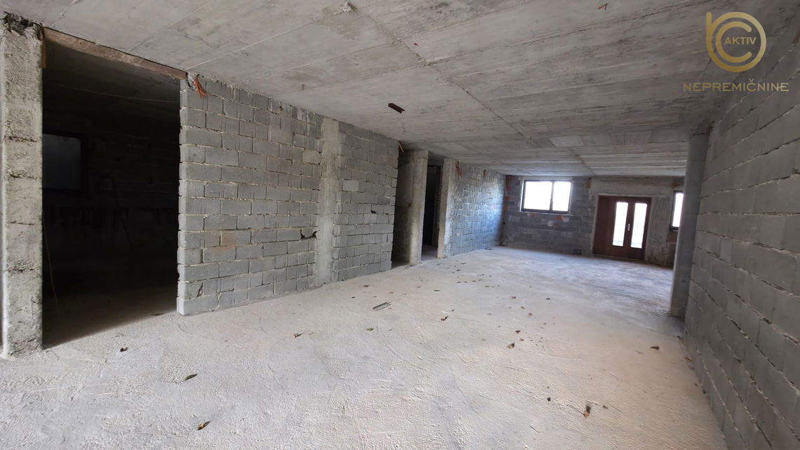 Lokacija: Gorenjska, Škofja Loka, Virlog