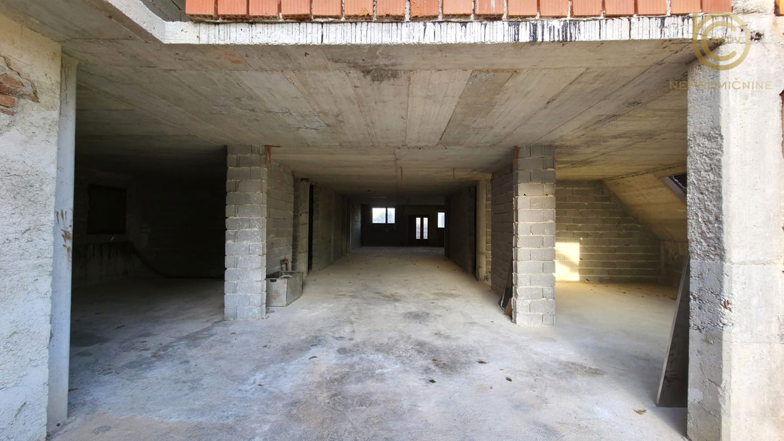 Lokacija: Gorenjska, Škofja Loka, Virlog