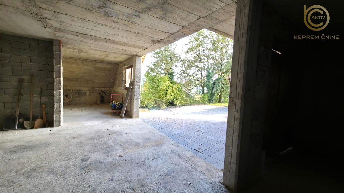 Lokacija: Gorenjska, Škofja Loka, Virlog