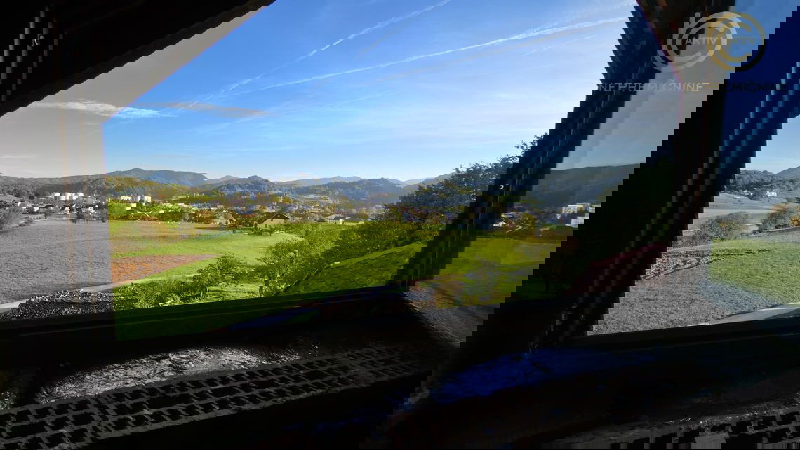 Lokacija: Gorenjska, Škofja Loka, Virlog