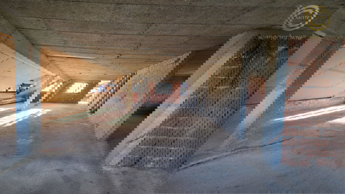 Lokacija: Gorenjska, Škofja Loka, Virlog