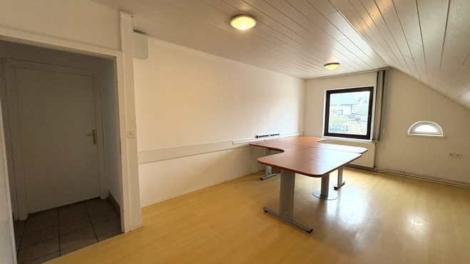 Lokacija: Ljubljana okolica, Trzin, Trzin