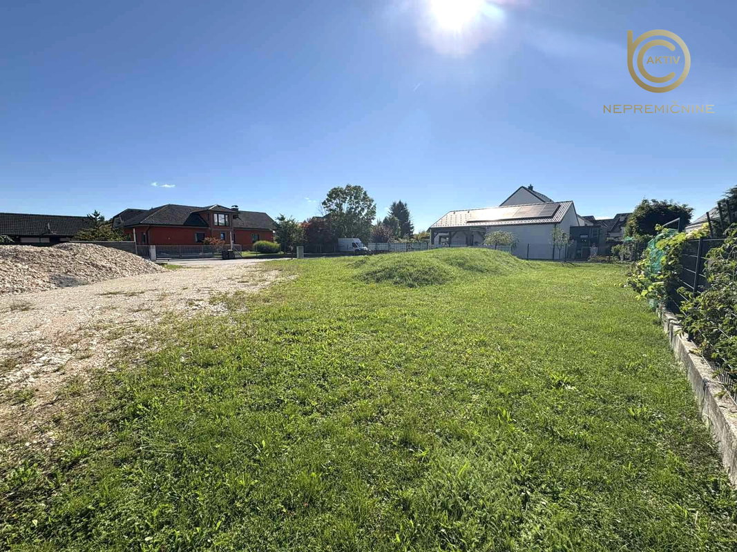 Lokacija: Ljubljana okolica, Domžale, Srednje Jarše