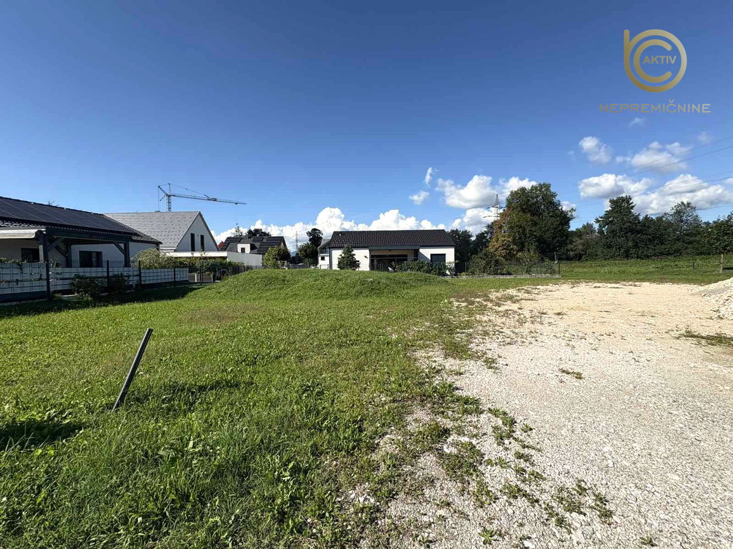 Lokacija: Ljubljana okolica, Domžale, Srednje Jarše