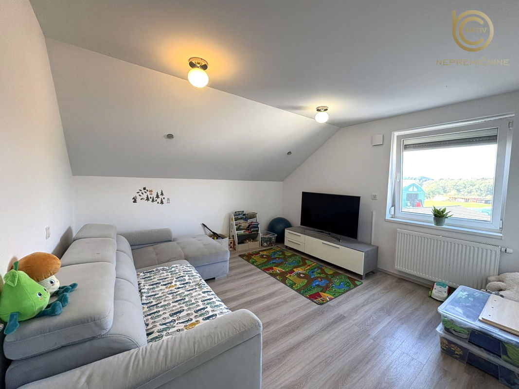 Lokacija: Ljubljana okolica, Medvode, Hraše