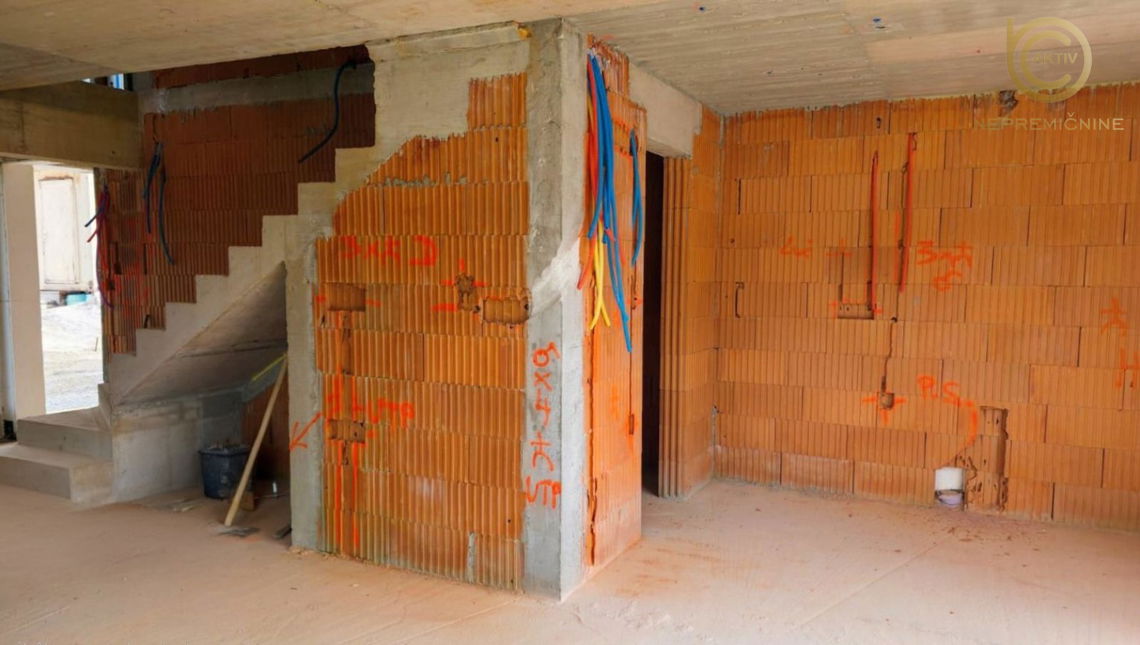 Lokacija: Ljubljana okolica, Litija, Litija