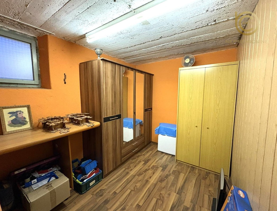 Lokacija: Ljubljana mesto, Šiška, Šentvid