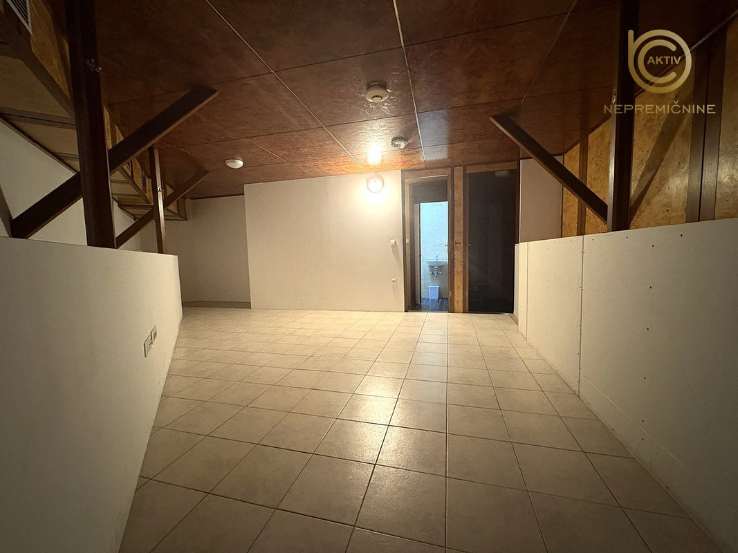 Lokacija: Ljubljana okolica, Domžale, Domžale