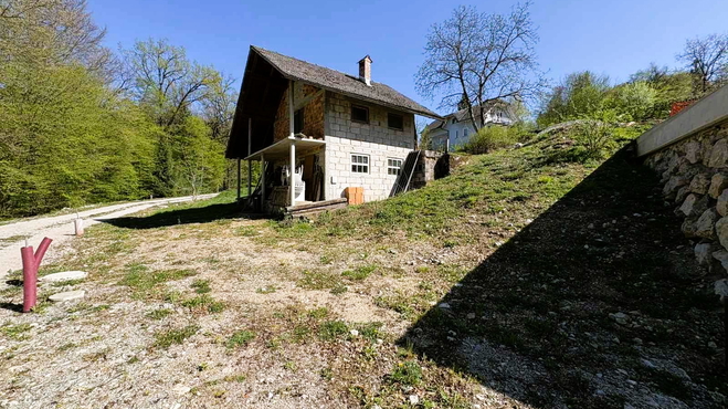 Lokacija: Ljubljana okolica, Domžale, Račni Vrh