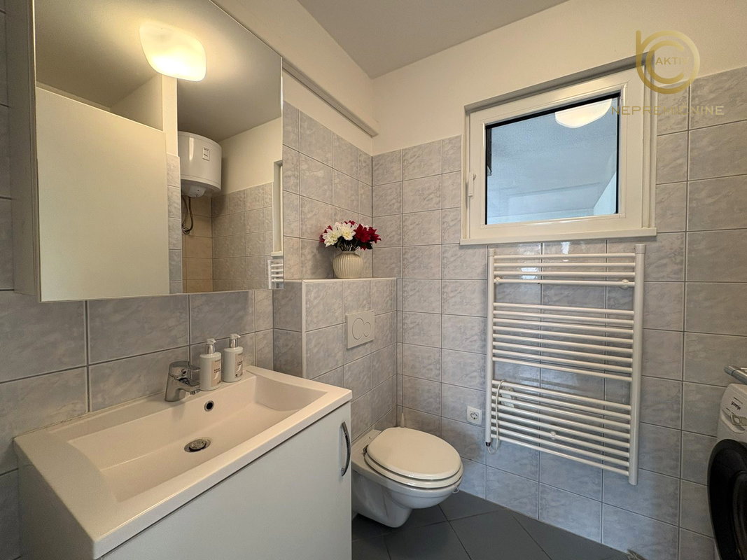 Lokacija: Ljubljana okolica, Domžale, Rodica